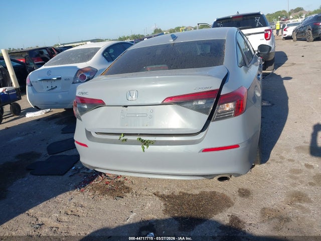 44717715 :رقم المزاد ، 2HGFE2F55NH581946 vin ، 2022 Honda Civic Sport مزاد بيع
