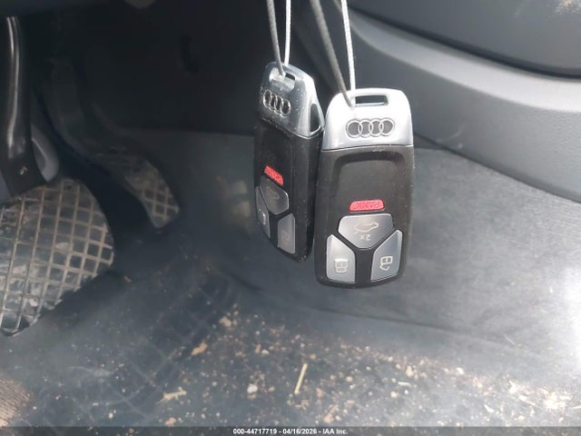 Продаж на аукціоні авто 2020 Audi Q5 Premium 45 Tfsi Quattro S Tronic, vin: WA1ANAFY9L2104689, номер лоту: 44717719