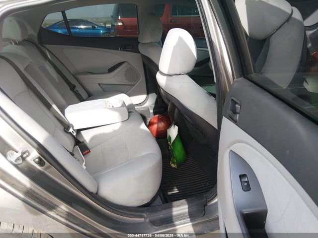 5XXGM4A74EG328047 KIA Optima Lx