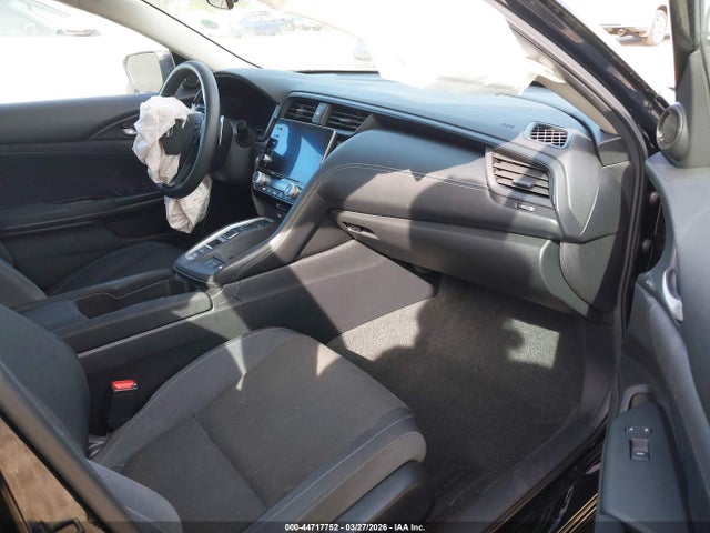 2019 HONDA INSIGHT 19XZE4F59KE033320 Photo 4