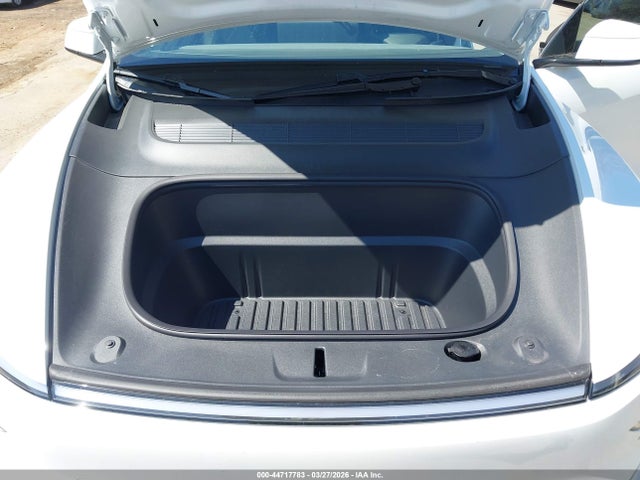 2026 Tesla Model Y Premium Rear-wheel Drive/standard Rear-wheel Drive მანქანა იყიდება აუქციონზე, vin: 7SAYGDED9TF395256, აუქციონის ნომერი: 44717783
