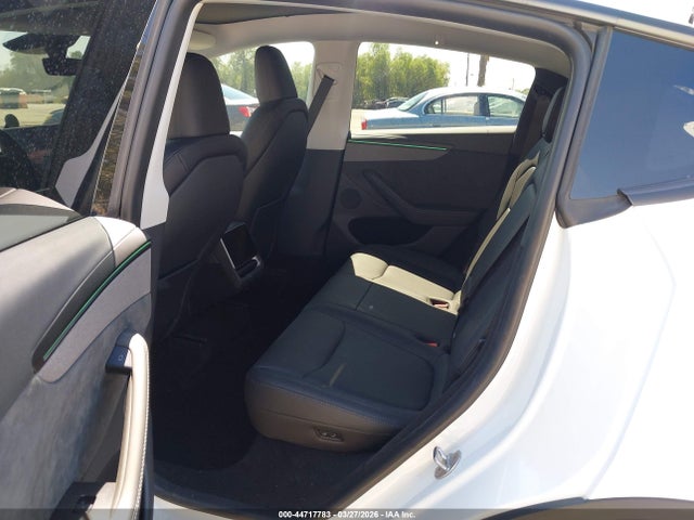 2026 Tesla Model Y Premium Rear-wheel Drive/standard Rear-wheel Drive მანქანა იყიდება აუქციონზე, vin: 7SAYGDED9TF395256, აუქციონის ნომერი: 44717783