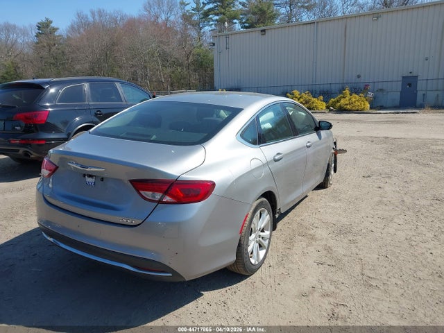 44717805 :رقم المزاد ، 1C3CCCAB5FN691404 vin ، 2015 Chrysler 200 Limited مزاد بيع