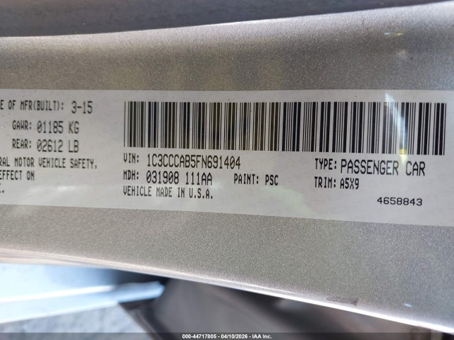 44717805 :رقم المزاد ، 1C3CCCAB5FN691404 vin ، 2015 Chrysler 200 Limited مزاد بيع