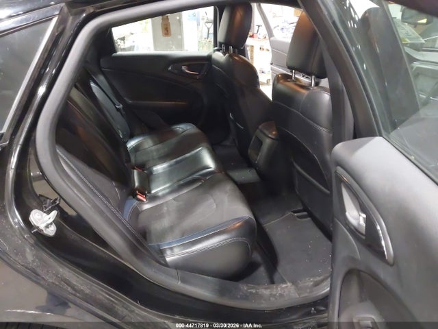 2015 Chrysler 200 S მანქანა იყიდება აუქციონზე, vin: 1C3CCCBB7FN596454, აუქციონის ნომერი: 44717819