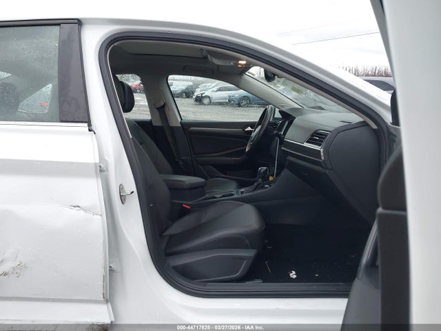 2019 Volkswagen Jetta 1.4t Sel მანქანა იყიდება აუქციონზე, vin: 3VWE57BU3KM272118, აუქციონის ნომერი: 44717825
