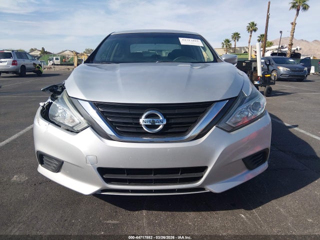Nissan Altima 2.5 S 2018 1N4AL3AP1JC264424 Image 13
