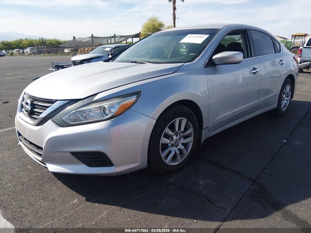 Nissan Altima 2.5 S 2018 1N4AL3AP1JC264424 Image 2
