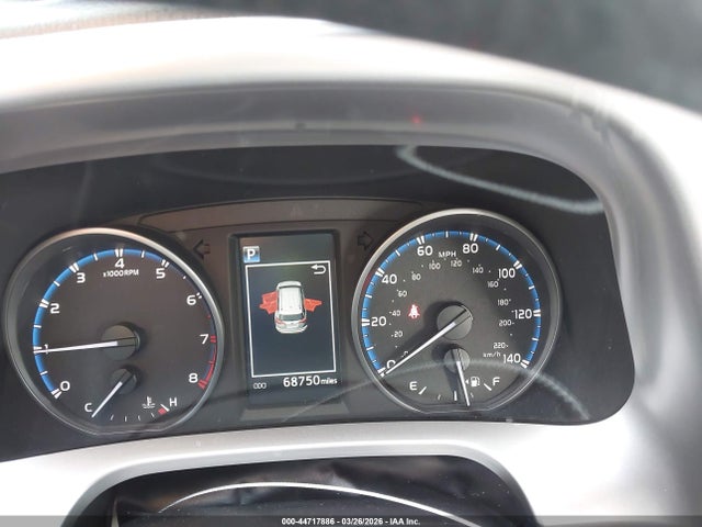 JTMZFREV9HJ711667 Toyota RAV4 LE