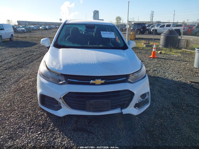 KL7CJNSB0HB068687 Chevrolet TRAX LS