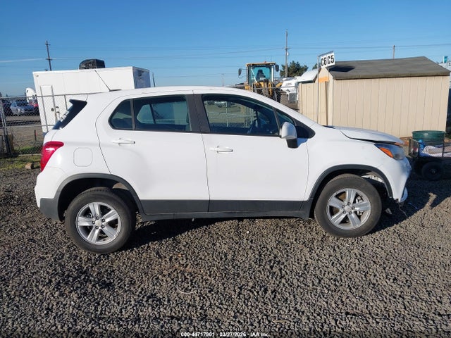 KL7CJNSB0HB068687 Chevrolet TRAX LS