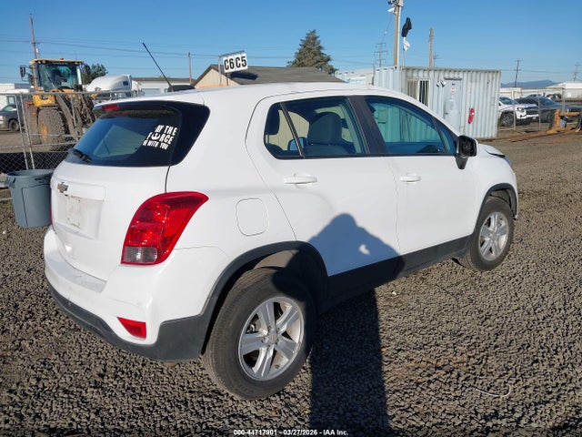KL7CJNSB0HB068687 Chevrolet TRAX LS
