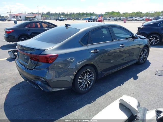 Продажа на аукционе авто 2022 Kia Forte Gt-line, vin: 3KPF54AD7NE479021, номер лота: 44717924