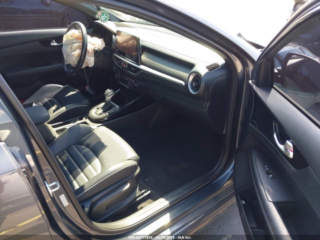 Продажа на аукционе авто 2022 Kia Forte Gt-line, vin: 3KPF54AD7NE479021, номер лота: 44717924