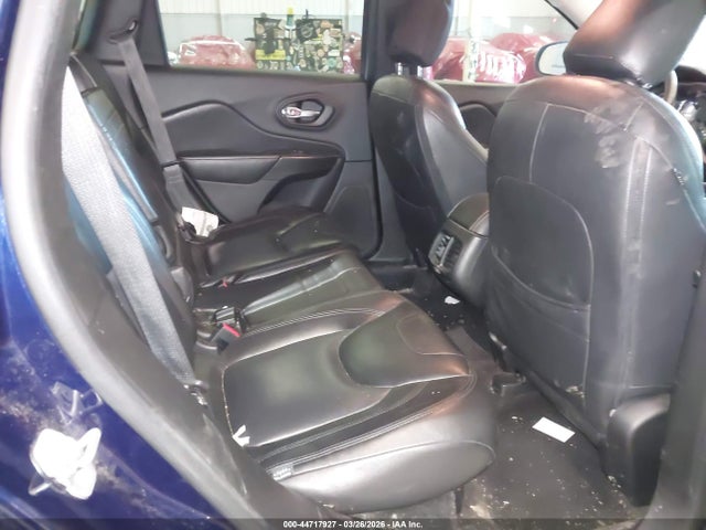 1C4PJLAB3GW135526 Jeep Cherokee Sport