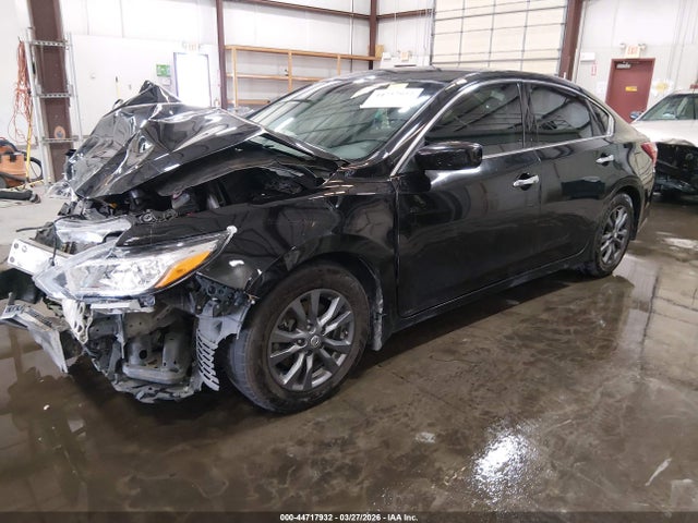 1N4AL3AP3HN318482 Nissan Altima 2.5 S