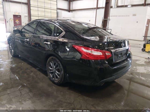 1N4AL3AP3HN318482 Nissan Altima 2.5 S