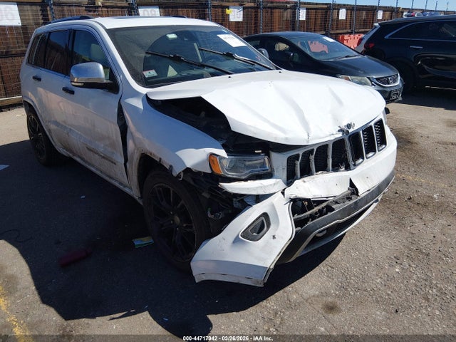 2015 Jeep Grand Cherokee Overland მანქანა იყიდება აუქციონზე, vin: 1C4RJFCG8FC607108, აუქციონის ნომერი: 44717942