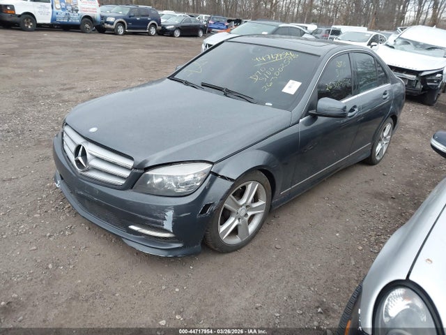 44717954 :رقم المزاد ، WDDGF8BB4BF527569 vin ، 2011 Mercedes-benz C 300 Luxury 4matic/sport 4matic مزاد بيع