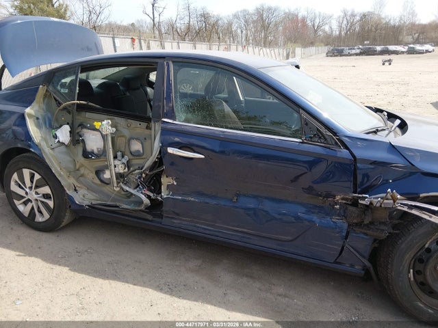44717971 :رقم المزاد ، 1N4BL4BV7NN354985 vin ، 2022 Nissan Altima S Fwd مزاد بيع