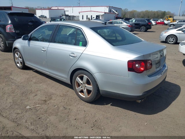 2009 VOLKSWAGEN JETTA 3VWRZ71KX9M141574 Photo 2