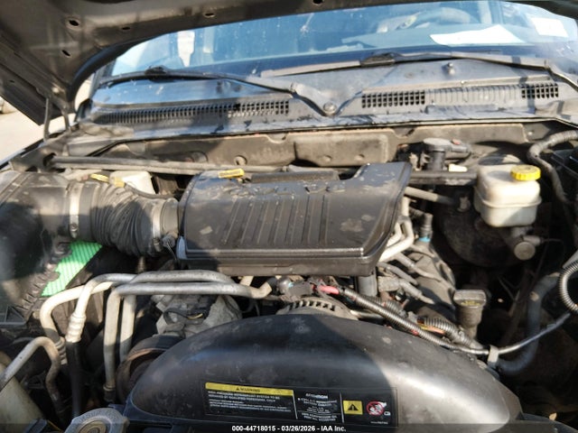 44718015 :رقم المزاد ، 1D7HW58N68S633591 vin ، 2008 Dodge Dakota Laramie مزاد بيع