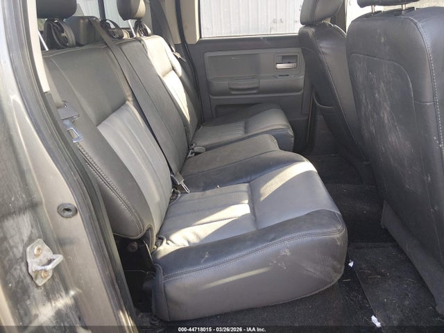 44718015 :رقم المزاد ، 1D7HW58N68S633591 vin ، 2008 Dodge Dakota Laramie مزاد بيع