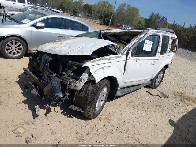 44718030 :رقم المزاد ، 5N1AR18W15C719011 vin ، 2005 Nissan Pathfinder Le مزاد بيع