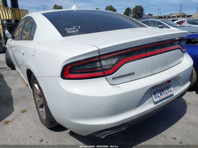 2016 Dodge Charger Sxt მანქანა იყიდება აუქციონზე, vin: 2C3CDXHG5GH357311, აუქციონის ნომერი: 44718046