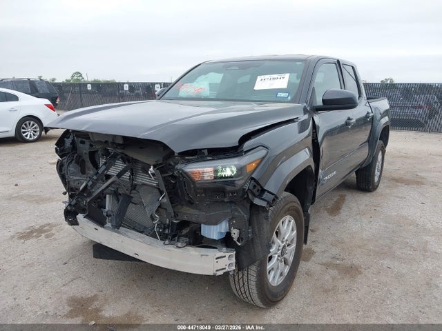 2024 Toyota Tacoma Sr5 მანქანა იყიდება აუქციონზე, vin: 3TMKB5FN1RM004636, აუქციონის ნომერი: 44718049