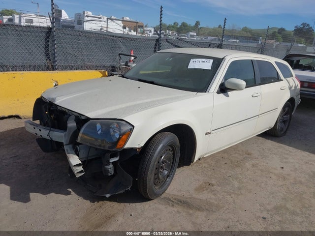 2005 DODGE MAGNUM 2D4FV48V75H647875 Photo 1