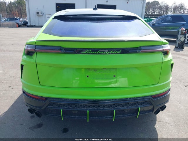 Продажа на аукционе авто 2022 Lamborghini Urus Graphite Capsule/pearl Capsule, vin: ZPBUA1ZL7NLA16521, номер лота: 44718057