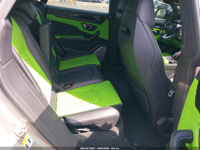 Продаж на аукціоні авто 2022 Lamborghini Urus Graphite Capsule/pearl Capsule, vin: ZPBUA1ZL7NLA16521, номер лоту: 44718057