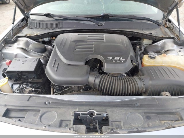 Продажа на аукционе авто 2015 Chrysler 300 Limited, vin: 2C3CCAAG8FH791876, номер лота: 44718061