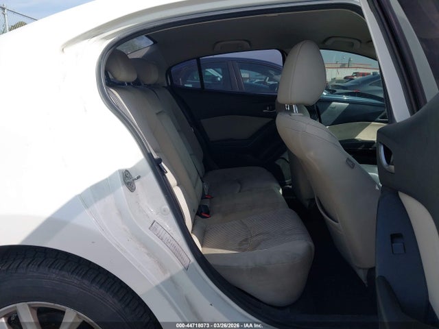 Mazda Mazda3 I Sport 2016 3MZBM1U72GM254159 Image 8
