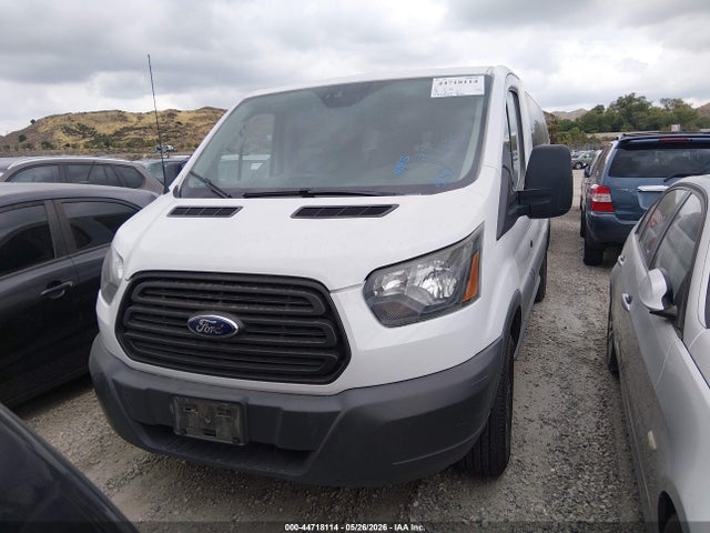 44718114 :رقم المزاد ، 1FMZK1YM6HKA55546 vin ، 2017 Ford Transit-150 Xl مزاد بيع