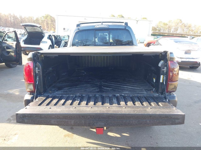 44718115 :رقم المزاد ، 3TMDZ5BN1GM005115 vin ، 2016 Toyota Tacoma Trd Off Road مزاد بيع