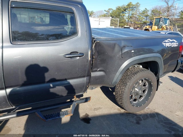 44718115 :رقم المزاد ، 3TMDZ5BN1GM005115 vin ، 2016 Toyota Tacoma Trd Off Road مزاد بيع