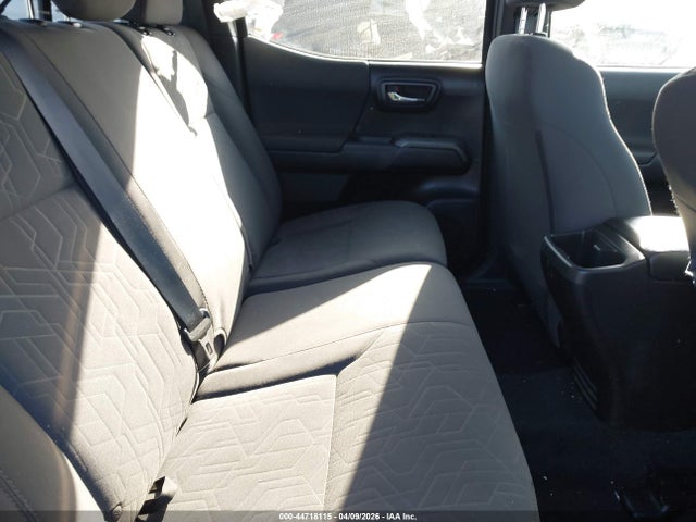 44718115 :رقم المزاد ، 3TMDZ5BN1GM005115 vin ، 2016 Toyota Tacoma Trd Off Road مزاد بيع