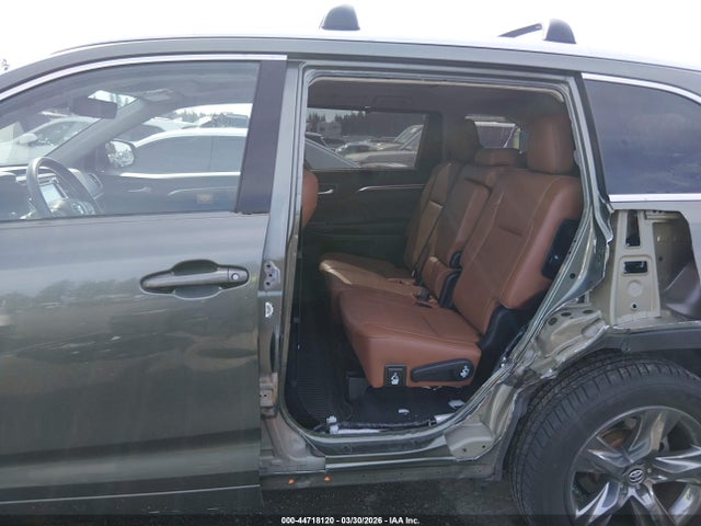 5TDDZRFH7KS928008 Toyota Highlander Limited Platinum