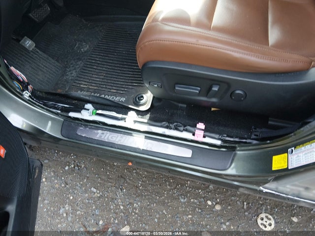 5TDDZRFH7KS928008 Toyota Highlander Limited Platinum