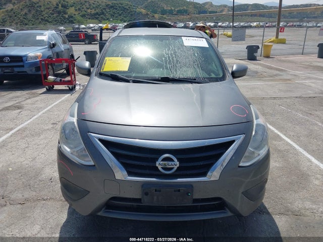 3N1CN7AP4HL881421 Nissan Versa 1.6 S