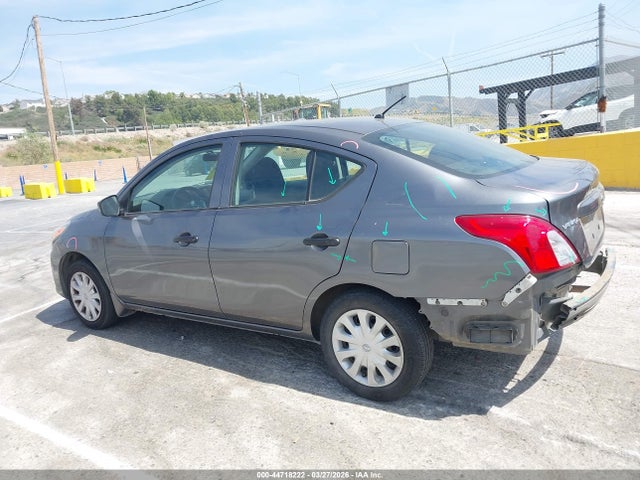 3N1CN7AP4HL881421 Nissan Versa 1.6 S