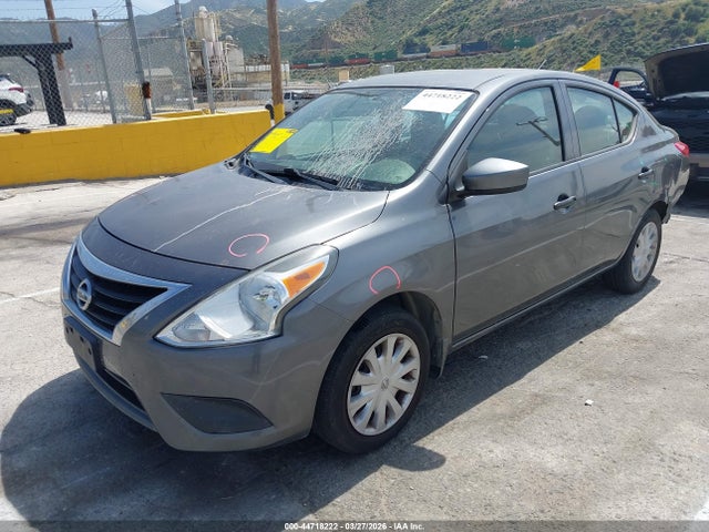 3N1CN7AP4HL881421 Nissan Versa 1.6 S
