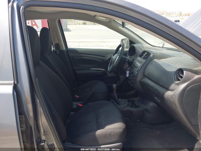 3N1CN7AP4HL881421 Nissan Versa 1.6 S