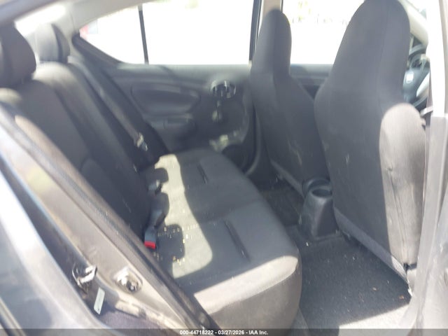 3N1CN7AP4HL881421 Nissan Versa 1.6 S