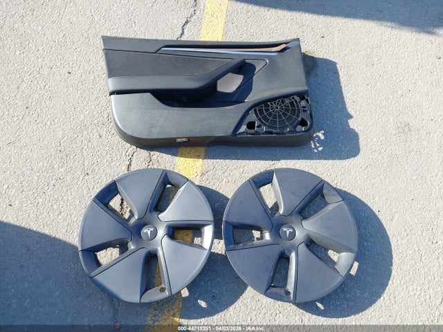 Продаж на аукціоні авто 2023 Tesla Model 3 Long Range Dual Motor All-wheel Drive, vin: 5YJ3E1EB5PF387042, номер лоту: 44718251