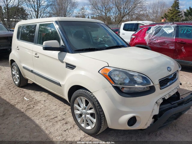 44718254 :رقم المزاد ، KNDJT2A68D7554894 vin ، 2013 Kia Soul + مزاد بيع