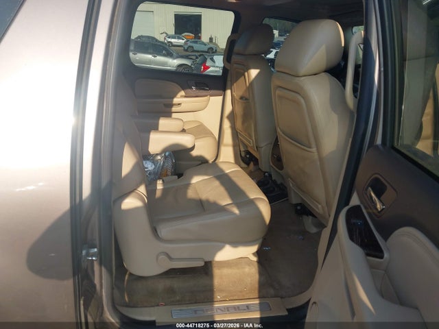 Продажа на аукционе авто 2014 Gmc Yukon Xl 1500 Denali, vin: 1GKS1MEF1ER185452, номер лота: 44718275