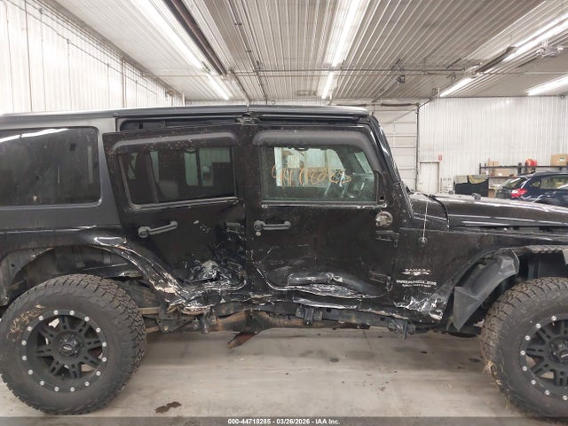 Продаж на аукціоні авто 2017 Jeep Wrangler Unlimited Sahara 4x4, vin: 1C4BJWEG2HL559784, номер лоту: 44718285